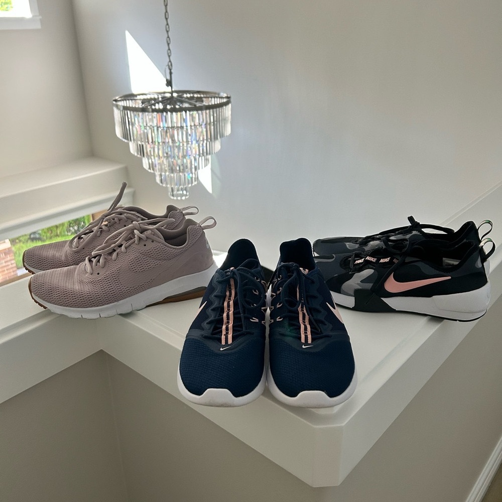 Bundle For 2 Nike - image 1